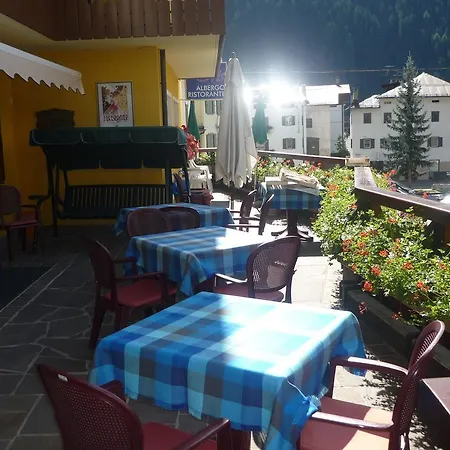 Ξενοδοχείο Ristorante Iris Auronzo di Cadore