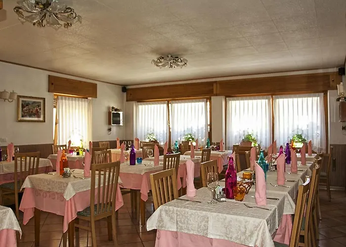 Ξενοδοχείο Ristorante Iris 3*