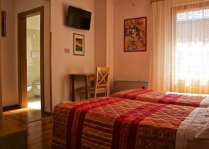 Ξενοδοχείο Ristorante Iris 3*